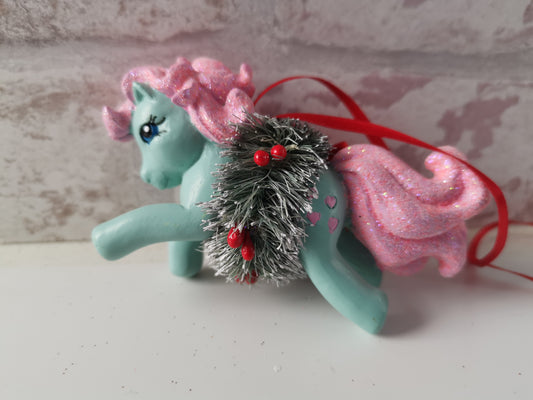 Enesco Christmas Ornament - Snuzzle